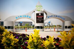 karabuk-universitesi-giris